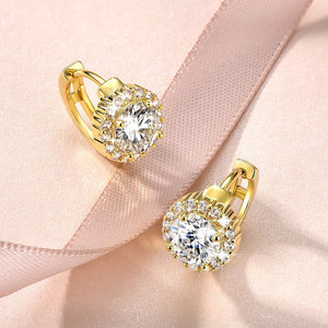 คลาสสิก VVS D GRA 2CT ตัดกลม Moissanite รัศมีห่วงต่างหูทอง14K เติมเต็มอินเทรนด์เครื่องประดับสำหรับทุกเพศ CU-EM-014 - Product Image 2