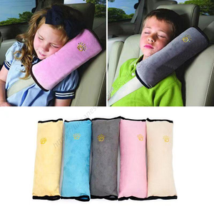 Almohadilla de seguridad ajustable de poliéster de felpa para cinturón de seguridad de coche, funda de hombro para asiento de bebé, venta al por mayor - Product Image 1