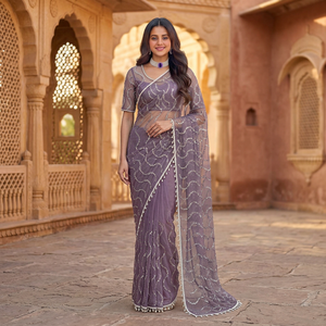 Conjunto de Saree de Lujo en Color Morado Malva con Bordado de Lentejuelas Pesadas y Patrón de Ondas, Ideal para Bodas Indias y Pakistaníes, Ropa de Fiesta de Verano de Secado Rápido - Product Image 1