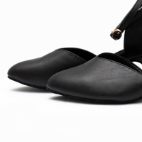 Chaussures de danse en PU pour femmes, à bout fermé, avec bride à la cheville, talon bas, pour la pratique des enseignants, noires