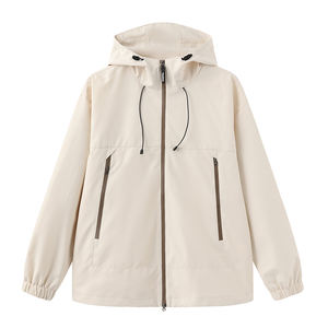 Chaqueta personalizada con logo para hombre y mujer, deportiva, de una sola capa, repelente al agua, informal, estilo Joker, de alta calidad, para primavera y otoño. - Product Image 4