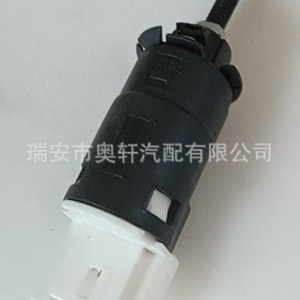 Interruptor de luz de freno de coche 8200168238 HX-2138 para reemplazo y reparación de interruptores de automóviles - Product Image 2