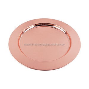 Assiette de présentation ronde aux finitions en or rose Assiettes à vaisselle Assiette de présentation de luxe Décorative en métal - Product Image 1