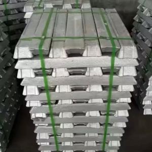 Lingots d'aluminium de haute pureté 99,9 %, qualité A7 A8, vente en gros, approvisionnement en vrac pour la fonderie industrielle, la fonderie et le recyclage - Product Image 1