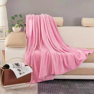 Hiện đại 100% Polyester kích thước đầy đủ flannel Chăn siêu mềm kẻ sọc dệt kim ném cho bộ đồ giường nhà hoặc sofa giường màu rắn - Product Image 2