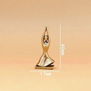 Statuetta 3D in Ottone Puro Bestseller Transfrontaliero, Ornamento in Stile Nordico di Lusso Leggero, Figurina Astratta Animale per Soggiorno UV - Product Image 2