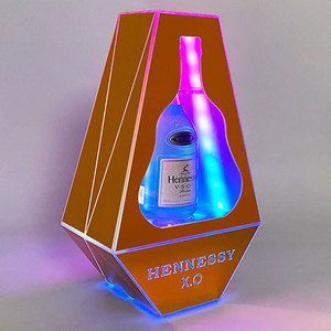 Présentoir à vin en acrylique LED Hennessy X.O, design moderne pour bars et fêtes - Product Image 3