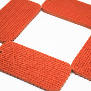 Piste d'athlétisme préfabriquée en plastique et caoutchouc écologique facile à installer avec absorption des chocs - Product Image 2