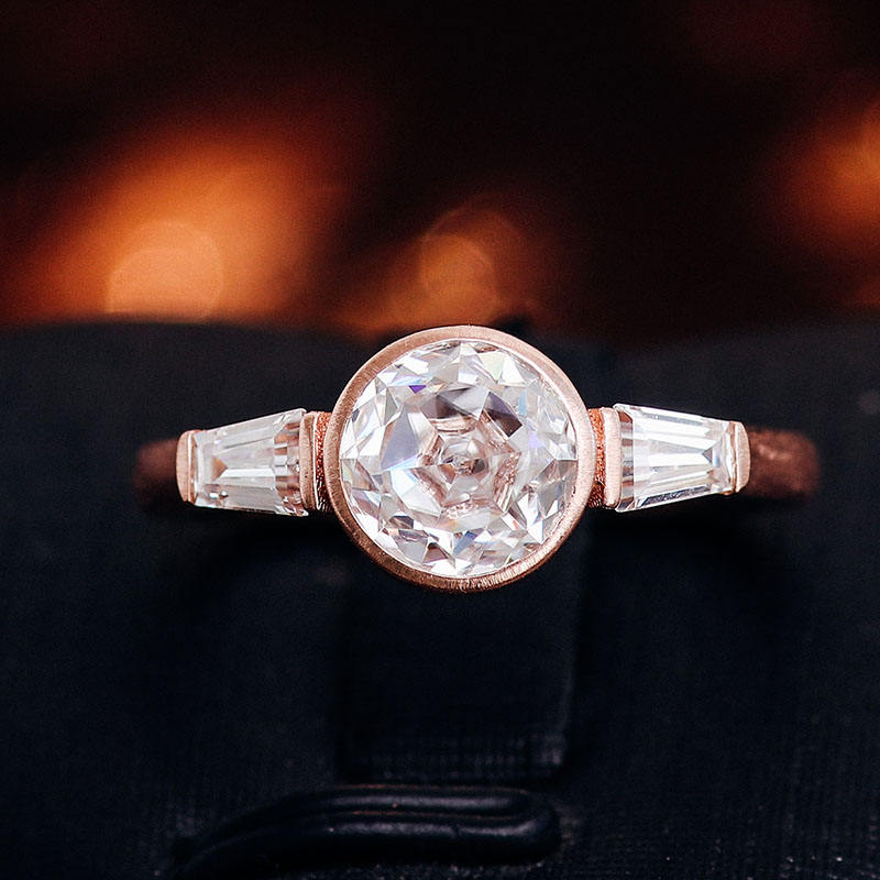 แหวนมอยซาไนต์ทองแท้ 18K