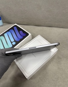 Tablette éducative haut de gamme pour enfants avec emballage élégant pour les occasions spéciales, la Mini 3G est le cadeau idéal - Product Image 1