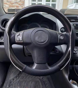 Couverture de <span class=keywords><strong>volant</strong></span> en cuir Pu dernière conception en Fiber de carbone pour homme et femme Design de mode fantaisie universel - Product Image 1