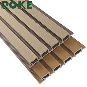 ROKE Panneau mural rainuré WPC moderne, imperméable et ignifuge à prix abordable pour la décoration intérieure - Product Image 1
