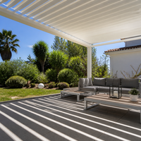 Pavillon de jardin en aluminium Jiake avec toit de pergola à lames motorisées pour jardin, patio, CE SGS OEM Vente en gros