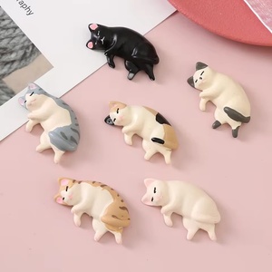 6 Peças de Mini Figuras de Gato Dormindo em Resina Kawaii, Estatuetas Miniaturas para Decoração de Casa e Acessórios de Mesa - Product Image 4