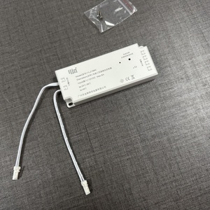 新しいデザイン Ilin RGB調光タッチスイッチ ミニワイヤレス<span class=keywords><strong>4</strong></span>モード操作コントロールボックス キャビネットライト用 - Product Image 4