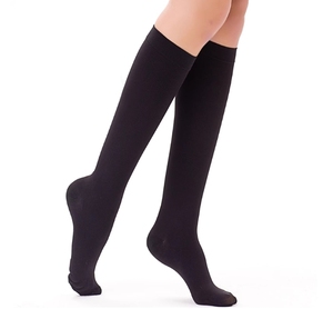 Medias <span class=keywords><strong>de</strong></span> Compresión Cómodas <span class=keywords><strong>de</strong></span> Punto 15-21mmHg |   Medias <span class=keywords><strong>de</strong></span> compresión hasta <span class=keywords><strong>la</strong></span> rodilla <span class=keywords><strong>de</strong></span> spandex/nailon para alivio <span class=keywords><strong>de</strong></span> varices, para uso diario - Product Image 3