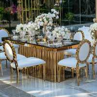 Tables de mariage oniriques en acier inoxydable et verre miroir – Mobilier d'extérieur durable pour événements et hôtels