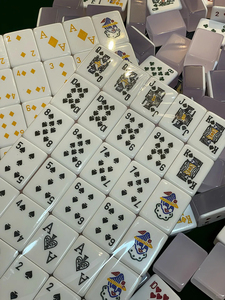 Tuiles de Mahjong et de <span class=keywords><strong>Poker</strong></span> Américain en Acrylique de Luxe Moderne, Pliables et Portables, Gravées sur Mesure, Marque Jiangpai, pour 4 Joueurs, avec Finition Polie à la Main - Product Image 6