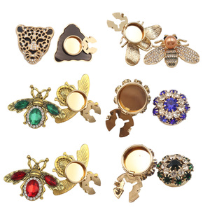 <span class=keywords><strong>Gemelli</strong></span> personalizzati <span class=keywords><strong>bottoni</strong></span> decorativi a forma multipla <span class=keywords><strong>bottoni</strong></span> camicia accessori abbigliamento copri <span class=keywords><strong>bottoni</strong></span> <span class=keywords><strong>per</strong></span> le donne - Product Image 4