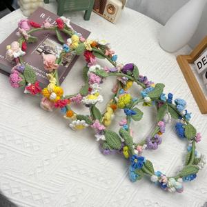 Guirlande décorative en fil <span class=keywords><strong>de</strong></span> laine tricoté coloré à la main, guirlande <span class=keywords><strong>de</strong></span> fleurs <span class=keywords><strong>au</strong></span> <span class=keywords><strong>Crochet</strong></span> pour accessoires <span class=keywords><strong>de</strong></span> cheveux, <span class=keywords><strong>couronne</strong></span> <span class=keywords><strong>de</strong></span> voiture - Product Image 4