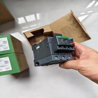 Relay Thermal Overload LRD365C untuk Perlindungan Motor 3-Pole, Pelindung Beban Berlebih Motor, Relay Thermal Overload Panel Industri