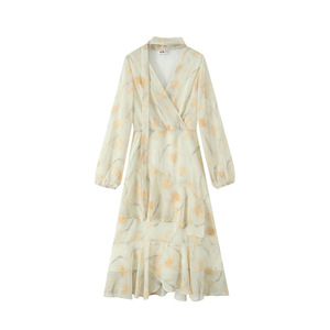 Vestido de Gasa Floral Happy Plus con Cuello en V, Corte Ajustado y Evase, Manga Larga, Talla Grande para Mujer, Cintura Natural, Estampado con Volantes - Product Image 2