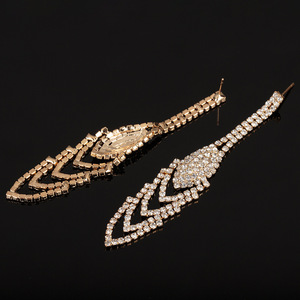 Boucles d'oreilles longues tendance, sexy et audacieuses, pour une personnalité affirmée E447 - Product Image 5