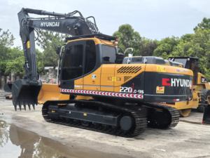 Excavatrice sur chenilles Hyundai 305-9t 210LC-9S 220-9S-Escavateurs usagés-Hyundai 305-9t Dernier modèle-Excavatrice sur chenilles - Product Image 5