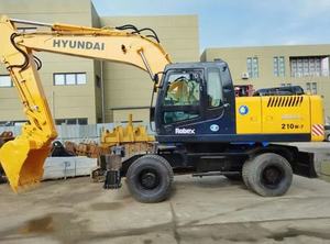 Excavatrice sur pneus Hyundai originale Hyundai R210W-7 Hyundai 210W-7 d'occasion à vendre - Product Image 2