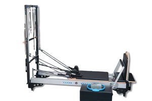 Aleación de aluminio y madera Trapecio Medio entrenamiento Inicio Pilates Reformer Tower Yoga Machine para uso doméstico - Product Image 2