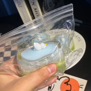 Juguete Blandito Transparente de TPR Kawaii Dark Juice 2025 para Verano, Simulación de Té con Leche, Alivio del Estrés, Novedades y Juguetes Divertidos - Product Image 4