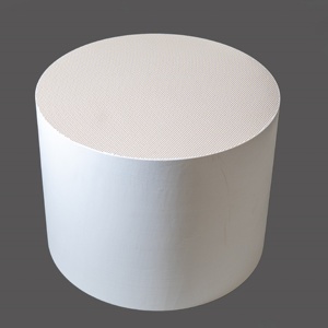 330*305 Bon <span class=keywords><strong>Prix</strong></span> Cordiérite Céramique Nid D'abeille Transporteur <span class=keywords><strong>Diesel</strong></span> <span class=keywords><strong>Filtre</strong></span> À Particules - Product Image 3