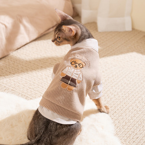Conjunto <span class=keywords><strong>de</strong></span> Ropa <span class=keywords><strong>de</strong></span> Lujo para Gatos, Estilo Academia, Suave al Tacto, con Estampado <span class=keywords><strong>de</strong></span> Oso, Suéter <span class=keywords><strong>de</strong></span> Invierno <span class=keywords><strong>de</strong></span> Dos Patas, Atuendo para Gatos - Product Image 4