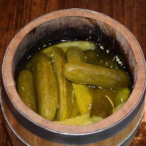 Baril à cornichons sur mesure haute capacité, antiseptique, réutilisable, en forme de cylindre, de qualité alimentaire, recyclable, en bois spécial - Product Image 2
