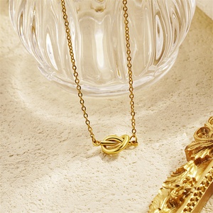 Collier simple en acier inoxydable avec pendentif en forme de cœur, étanche, nœud d'amour, pour un cadeau d'anniversaire - Product Image 4