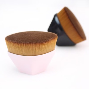 Bàn chải trang điểm mặt sợi đơn với đầu bọt biển và tay cầm bằng nhựa cho ứng dụng nền tảng hoàn hảo - Product Image 1