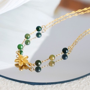 Collares de Moda 2026, Joyería Minimalista Hipoalergénica, Collar de Estrella de Mar en Acero Inoxidable 316L con Baño de Oro de 18k para Mujer - Product Image 1