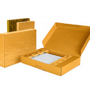 Scatola per Laptop Personalizzata con Logo Stampato, Confezione Pieghevole per Spedizioni, Design Semplice in Cartone Ondulato - Product Image 1