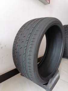 Neumático Radial <span class=keywords><strong>GOODRIDE</strong></span> 4x4 para SUV, Neumático UHP Antideslizante para Carreteras Mojadas, Alambre de Acero de Alta Resistencia para Camionetas - Product Image 3