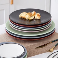Service de vaisselle en grès coloré porcelaine rose violet beige blanc cyan bleu rouge noir; Plats et assiettes de couleurs assorties
