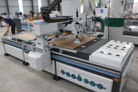 Máquina CNC Router para Trabajar Madera M-shine Supply 1325 ATC con Motor de Husillo de 9.0KW y Engranaje para Fabricación de Puertas, Muebles de Cocina y Gabinetes