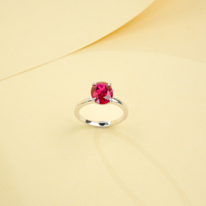 แหวนทับทิมสุดหรูในตัวเรือนเงินสเตอร์ลิง S925 - Product Image 4