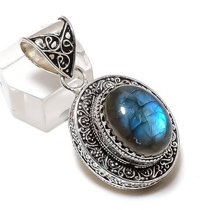 Pendentif en labradorite grise naturelle, plaqué argent, fait main, 1,69 pouce, bijoux pour femmes, prix de gros - Product Image 1