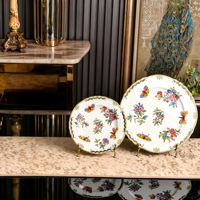 Ensemble d'assiettes en céramique de la série Queen, design papillon, bol à fruits avec poignées pour la salle à manger à domicile et la restauration hôtelière