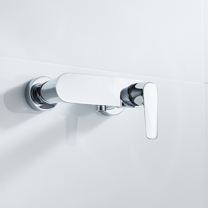 Momali pluie et Pause motif laiton bain <span class=keywords><strong>douche</strong></span> robinet eau chaude froide mitigeur fourni <span class=keywords><strong>par</strong></span> la Chine <span class=keywords><strong>pour</strong></span> salle de bain <span class=keywords><strong>baignoire</strong></span> utilisation - Product Image 4
