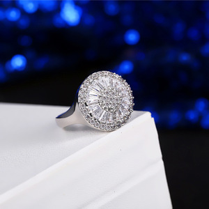<strong>Engagement</strong> <strong>Rings</strong> - Product Image 4