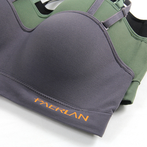 <span class=keywords><strong>Reggiseno</strong></span> Push up traspirante un pezzo unico <span class=keywords><strong>senza</strong></span> <span class=keywords><strong>reggiseno</strong></span> <span class=keywords><strong>senza</strong></span> cuciture per <span class=keywords><strong>ragazze</strong></span> in acciaio - Product Image 4