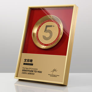 Placas <span class=keywords><strong>de</strong></span> metal <span class=keywords><strong>de</strong></span> alta gama personalizadas, Medalla autorizada <span class=keywords><strong>de</strong></span> aleación <span class=keywords><strong>de</strong></span> aluminio, trofeo <span class=keywords><strong>de</strong></span> premios <span class=keywords><strong>de</strong></span> impresión UV - Product Image 3