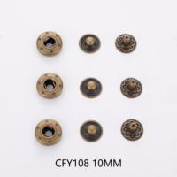 Boutons-pression en laiton de haute qualité en gros, attaches à ressort métalliques, boutons-pression à 4 branches pour vêtements
