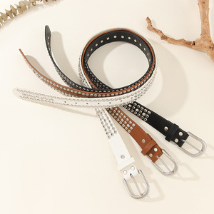 Cinturón de moda personalizado al por mayor con remaches, venta directa de fábrica OEM/ODM, cinturón vintage con tachuelas, hebilla de aguja con diamantes de imitación, correa de cuero - Product Image 2